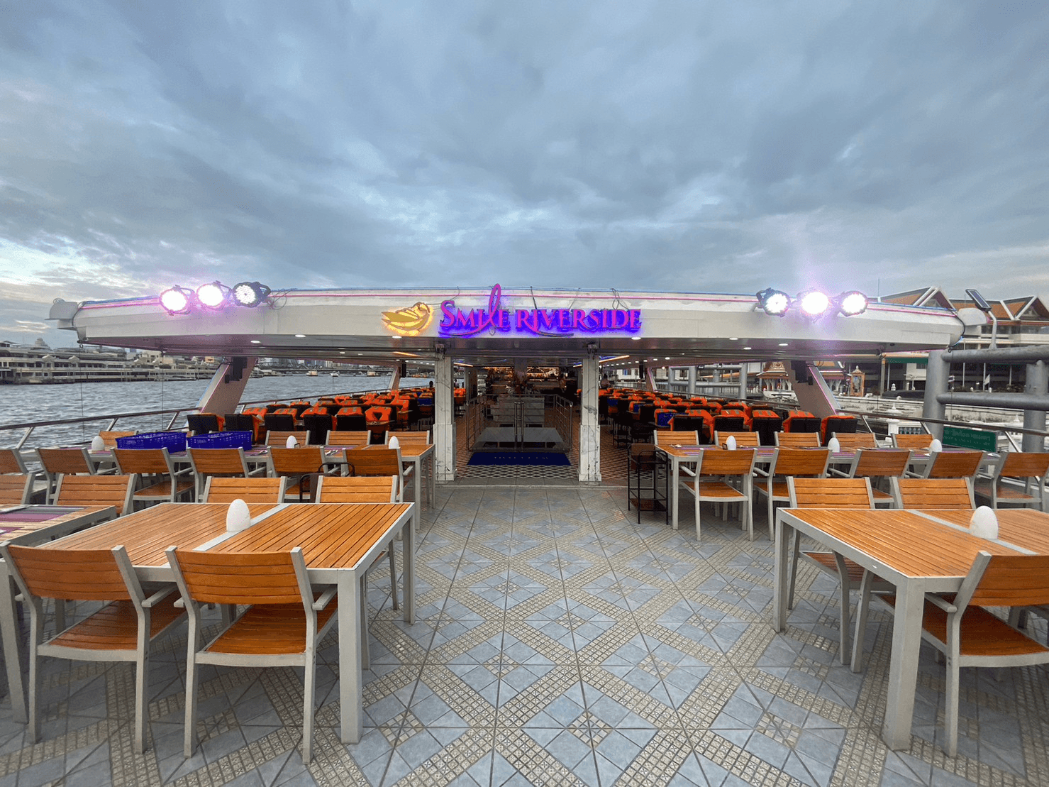 carousel-image-5