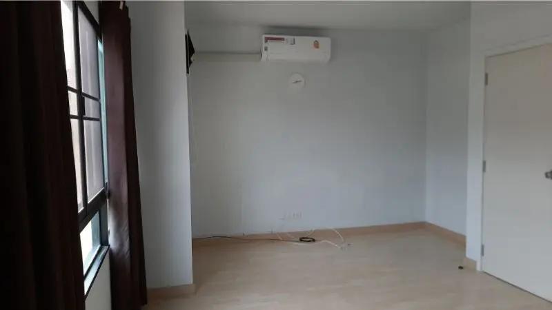 carousel-image-13
