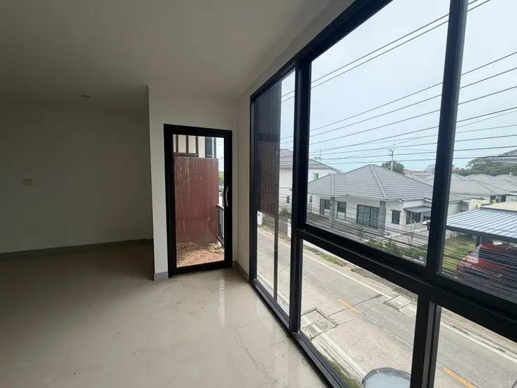 carousel-image-7