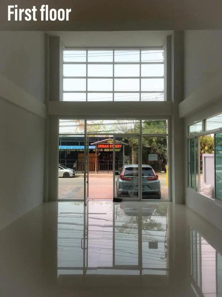 carousel-image-1