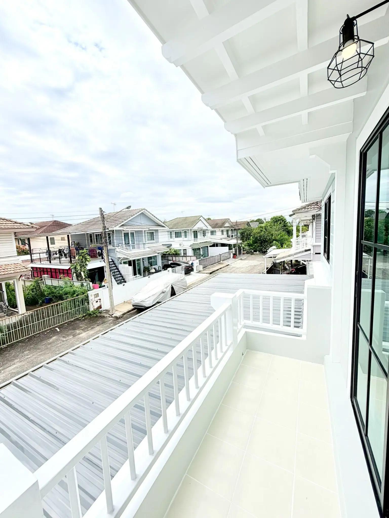 carousel-image-8