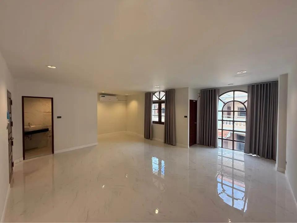 carousel-image-1